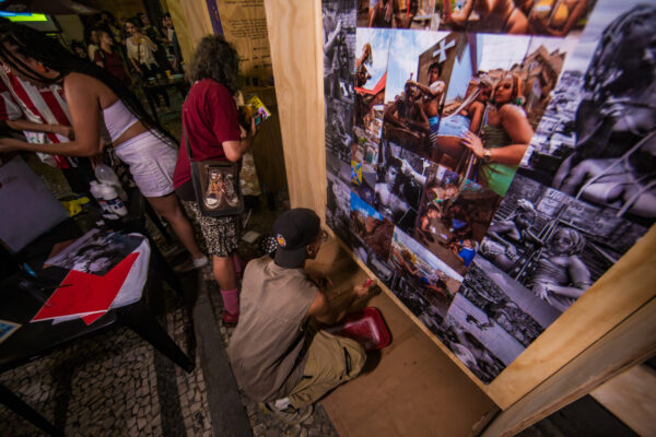ATRAVÉS-CIRCUITO_TAPUME_#1-FESTA_DE_LANÇAMENTO-SULA-11_10_2024 © Flávio Charchar - IMPRENSA-13 ATRAVÉS-CIRCUITO_TAPUME_#1-FESTA_DE_LANÇAMENTO-SULA-11_10_2024 © Flávio Charchar