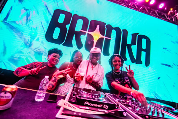 SARARA_NA_ESCUTA_#2-26_08_2023 © Flávio Charchar - PRÉVIAS SARARA_NA_ESCUTA_#2-26_08_2023 © Flávio Charchar - PRÉVIAS